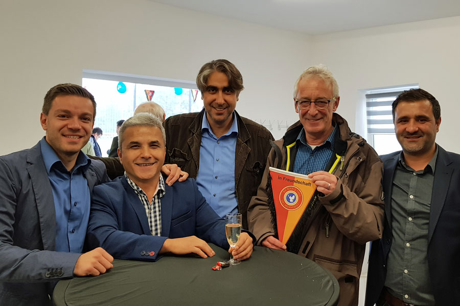 Von links: Deniz Kurku, Cengiz Caki, Deniz Bastürk, Axel Jahnz und Tarik Cirdi.on links: Deniz Kurku, Cengiz Caki, Deniz Bastürk, Axel Jahnz und Tarik Cirdi