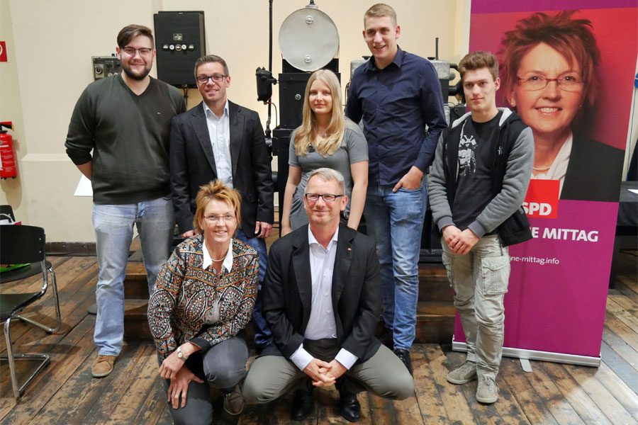 Gruppenbild mit Johannes Kahrs
