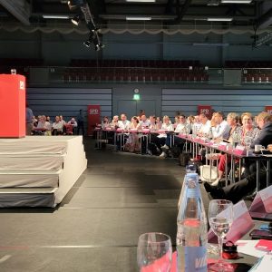 Bild vom Landesparteitag bei der Rede von Stephan Weil